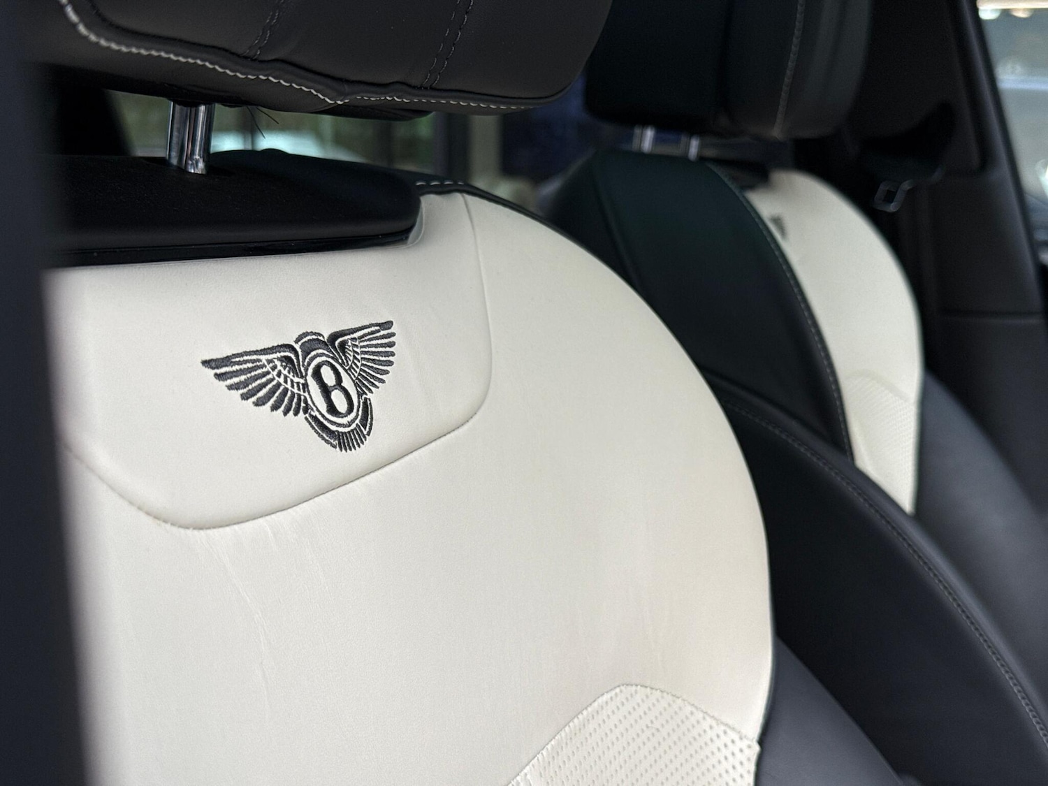 Used Bentley Bentayga 2019 for sale - 76521929: Photo 20