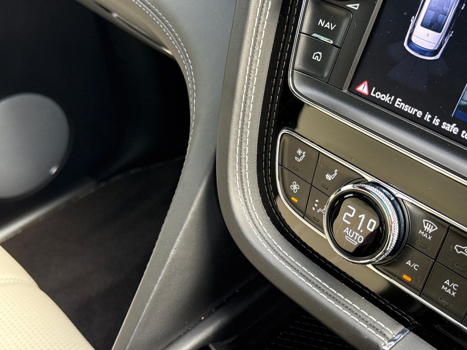 Used Bentley Bentayga 2019 for sale - 76521929: Photo 39