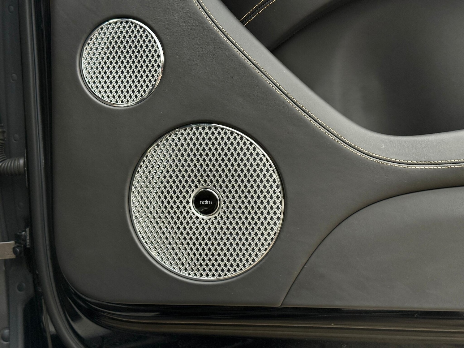 Used Bentley Bentayga 2023 for sale - 76735131: Photo 16