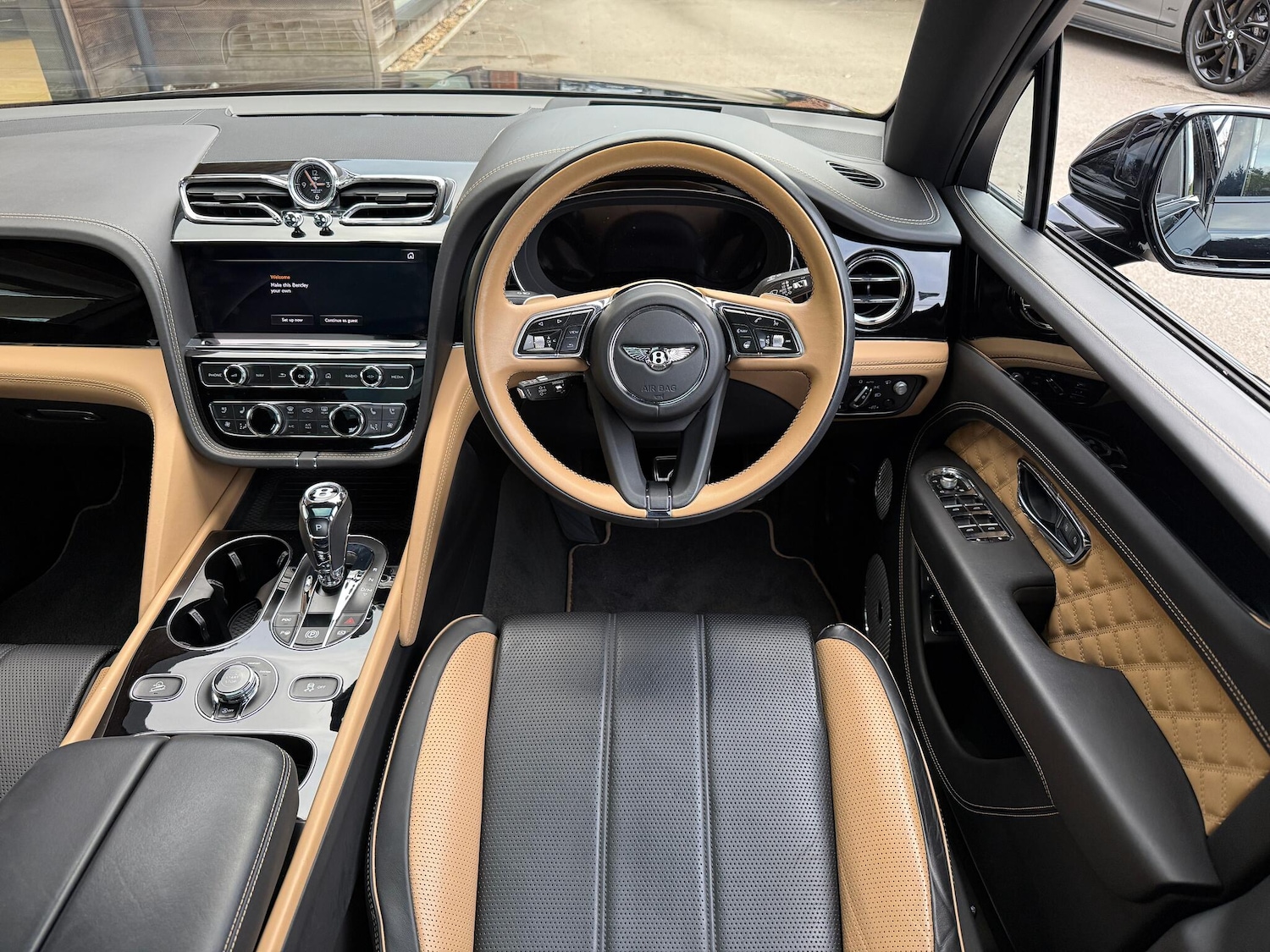 Used Bentley Bentayga 2023 for sale - 76735131: Photo 21