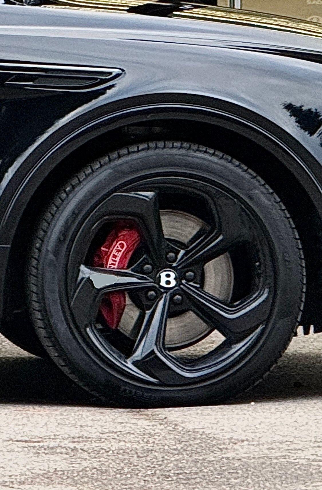 Used Bentley Bentayga 2023 for sale - 76735131: Photo 23