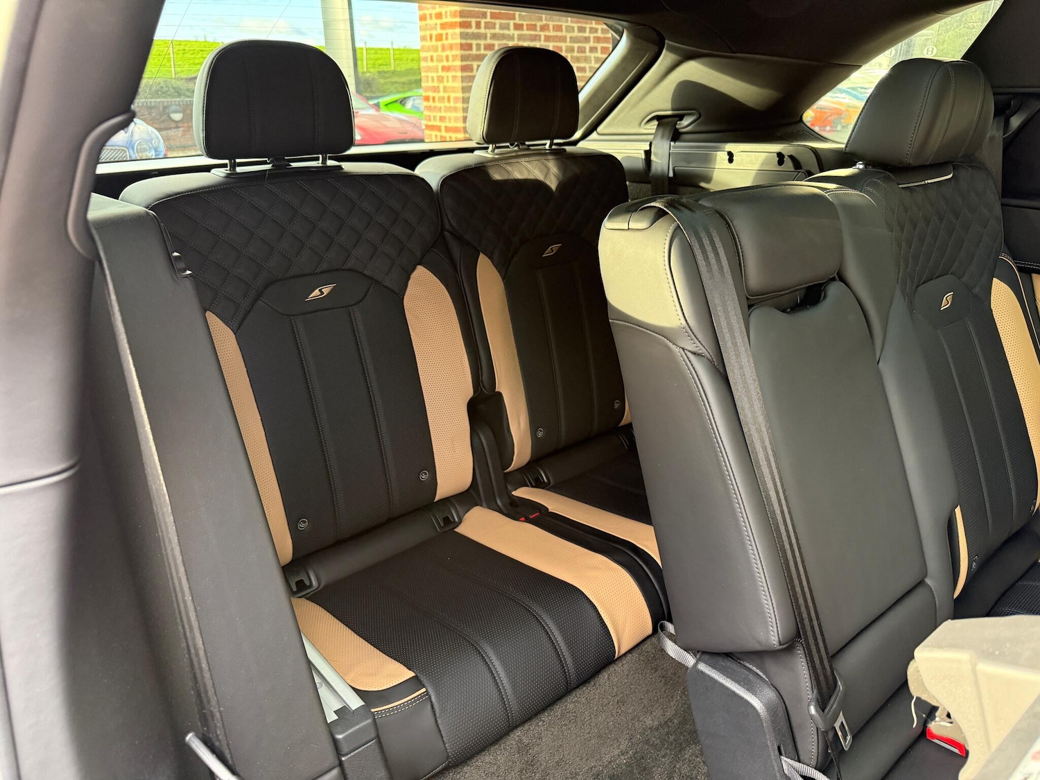 Used Bentley Bentayga 2023 for sale - 76735131: Photo 6