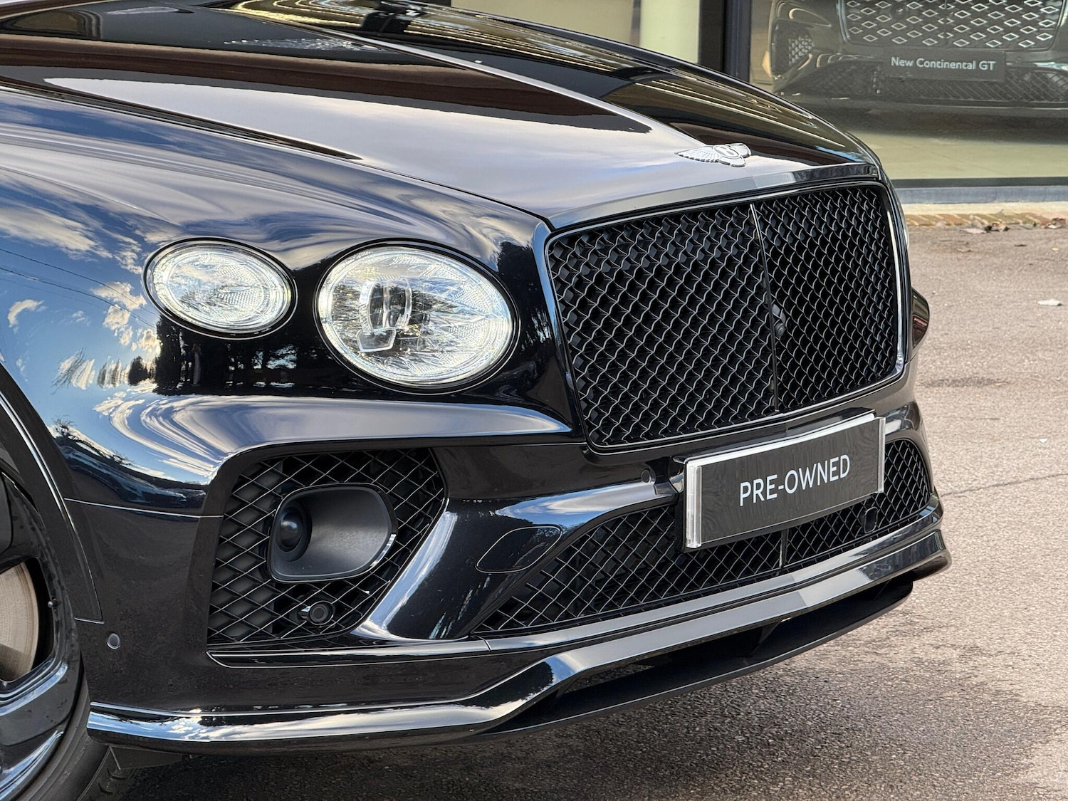 Used Bentley Bentayga 2023 for sale - 76735131: Photo 8