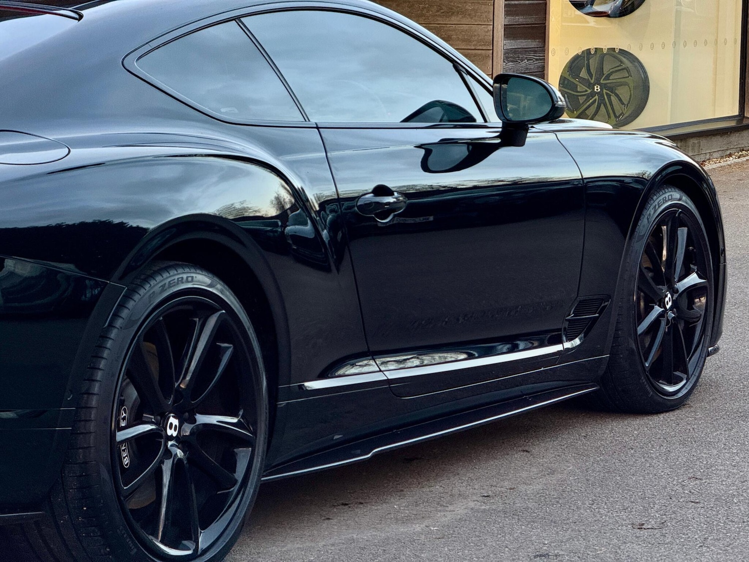 Used Bentley Continental 2021 for sale - 77066869: Photo 11