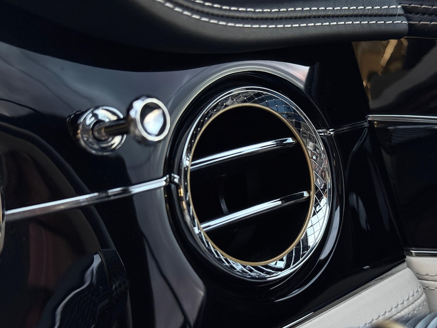 Used Bentley Continental 2021 for sale - 77066869: Photo 26