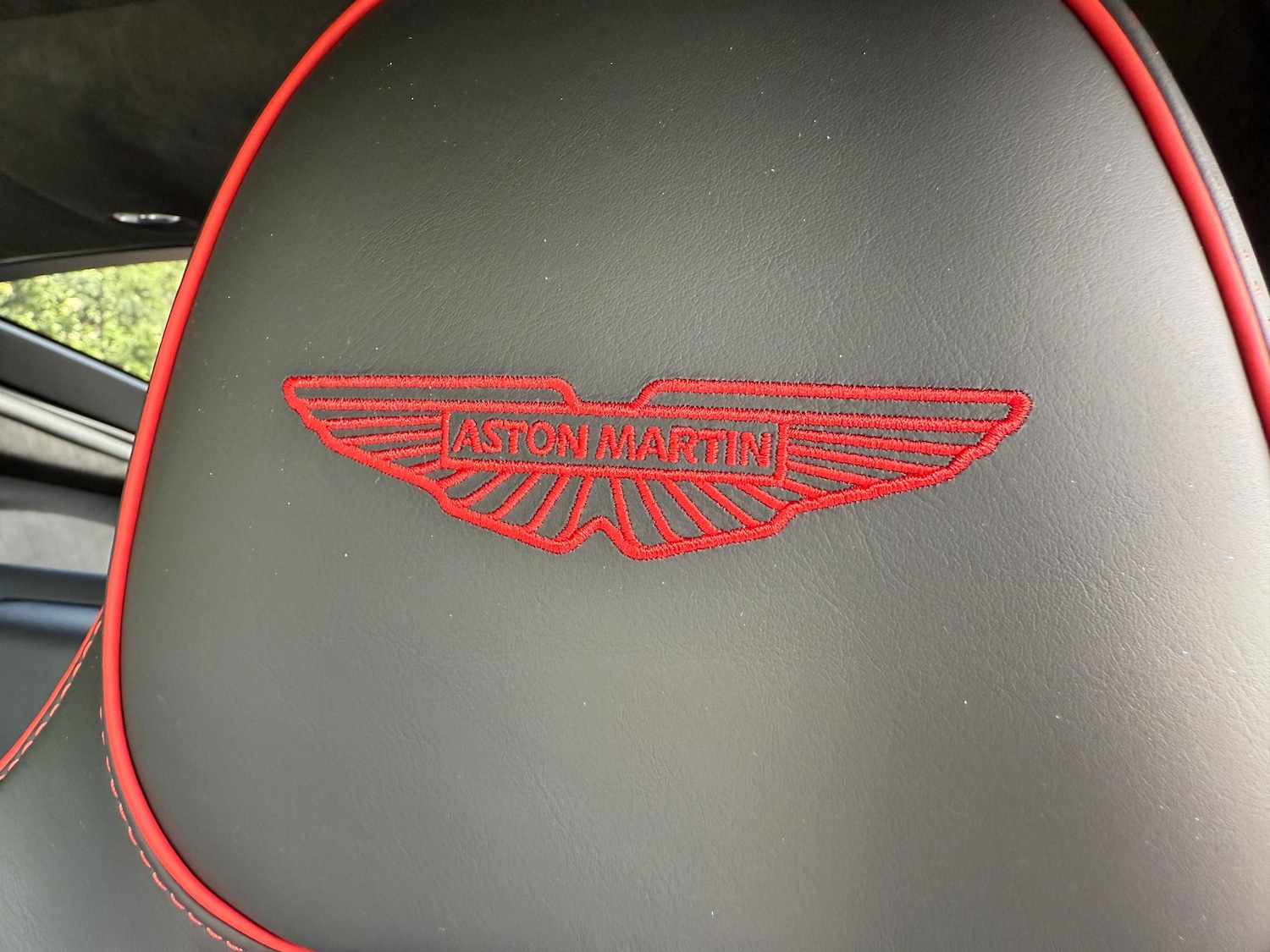 Used Aston Martin Vantage 2025 for sale - 76865651: Photo 25