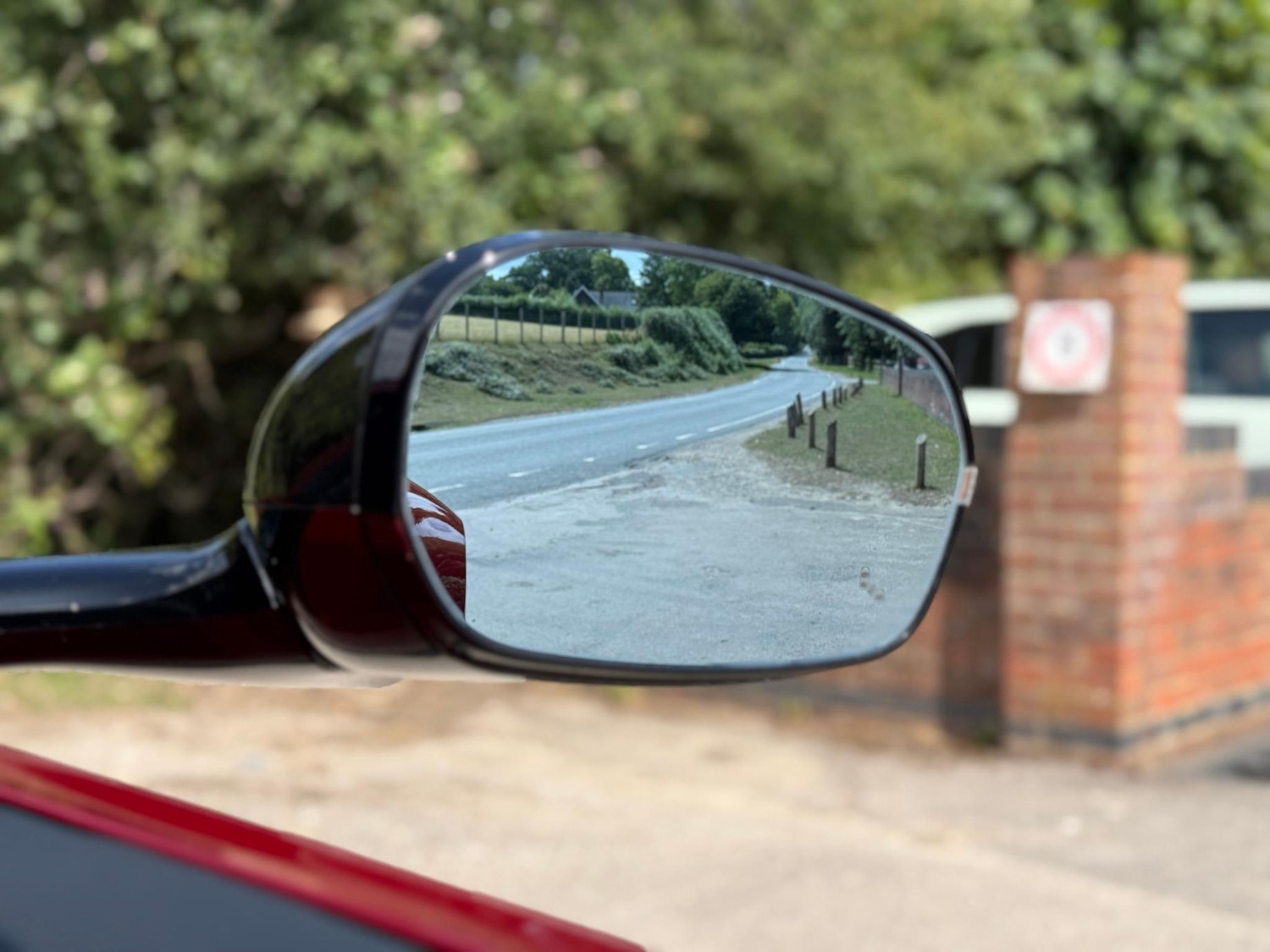 Used Aston Martin Vantage 2025 for sale - 76865651: Photo 34