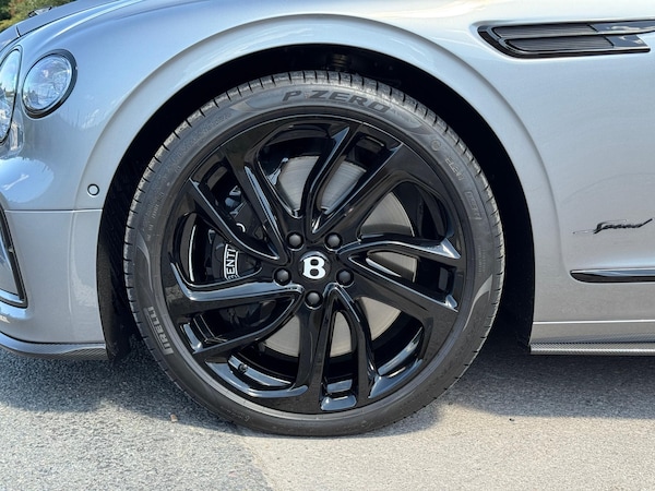 Used Bentley Flying Spur 2025 for sale - 75214275: Photo 17