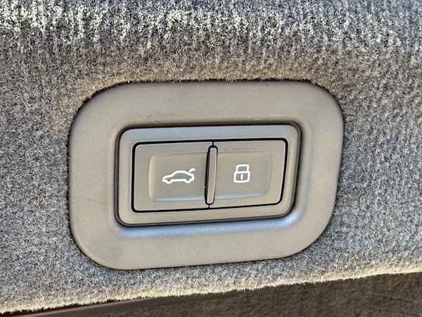 Used Bentley Flying Spur 2025 for sale - 75214275: Photo 22