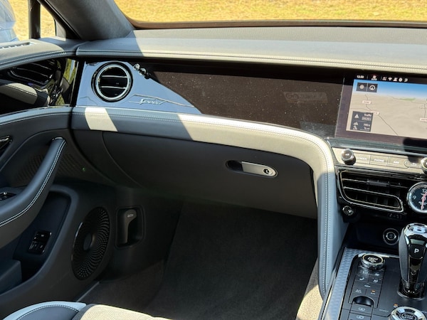 Used Bentley Flying Spur 2025 for sale - 75214275: Photo 41