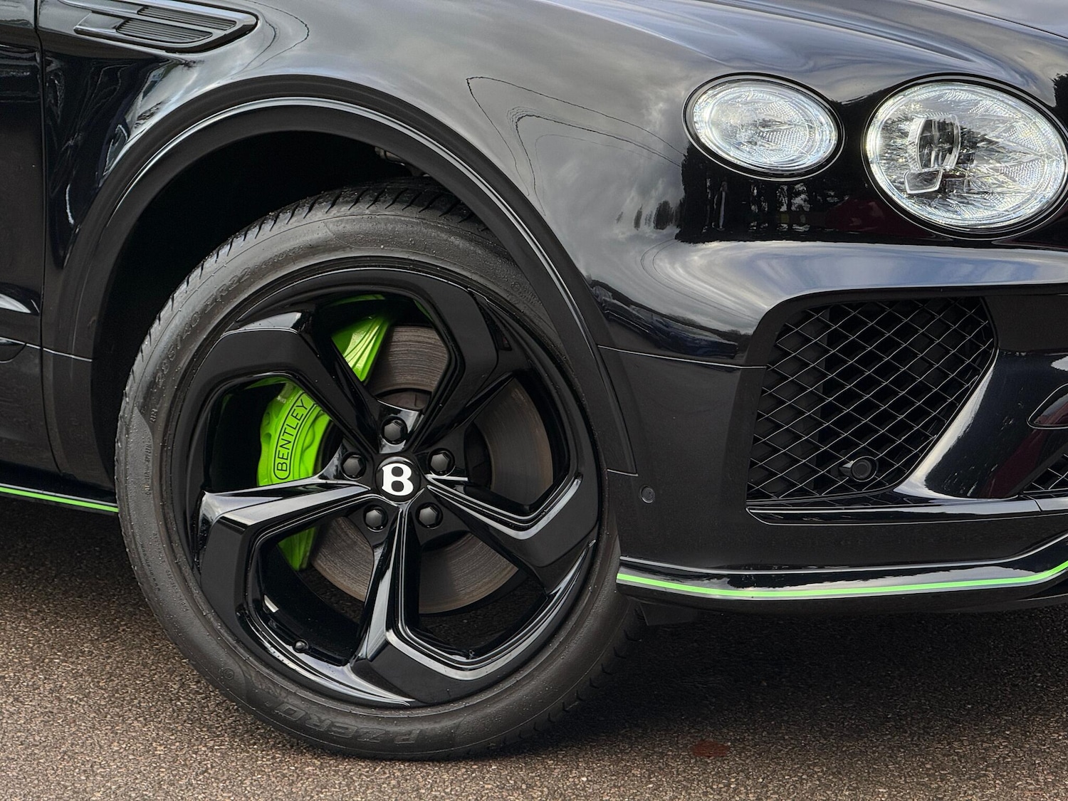 Used Bentley Bentayga 2024 for sale - 76936102: Photo 2