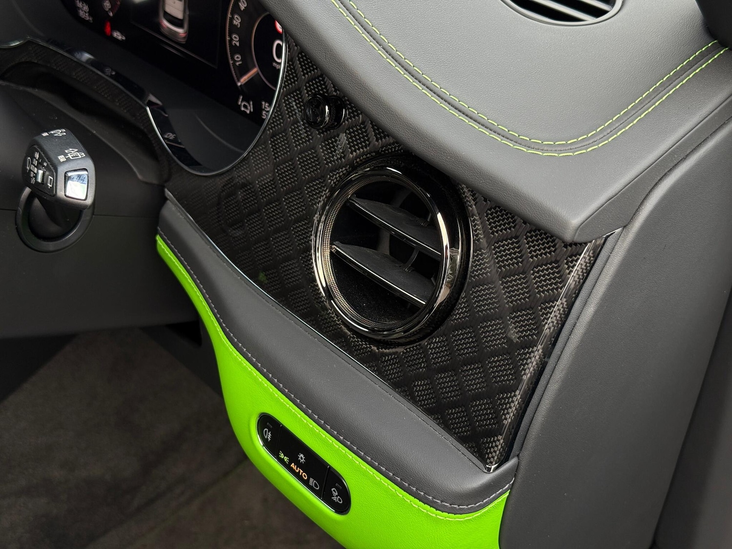 Used Bentley Bentayga 2024 for sale - 76936102: Photo 20