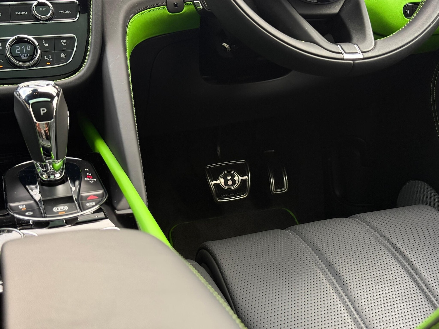 Used Bentley Bentayga 2024 for sale - 76936102: Photo 37