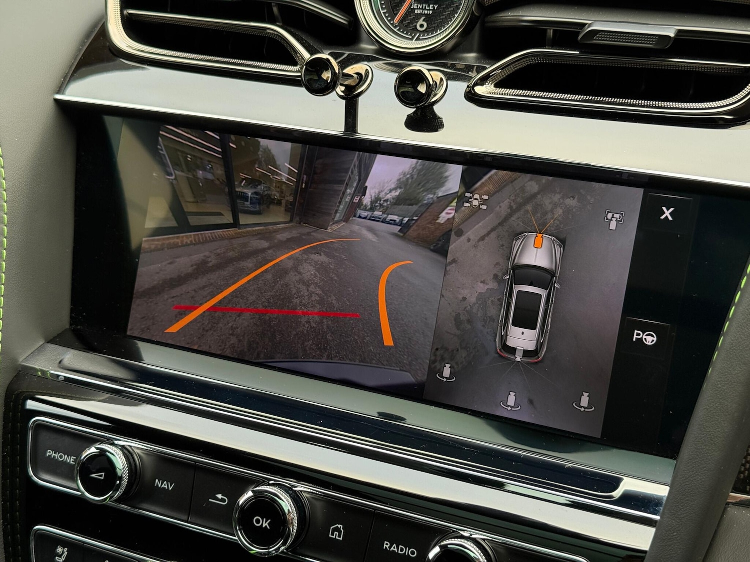 Used Bentley Bentayga 2024 for sale - 76936102: Photo 38