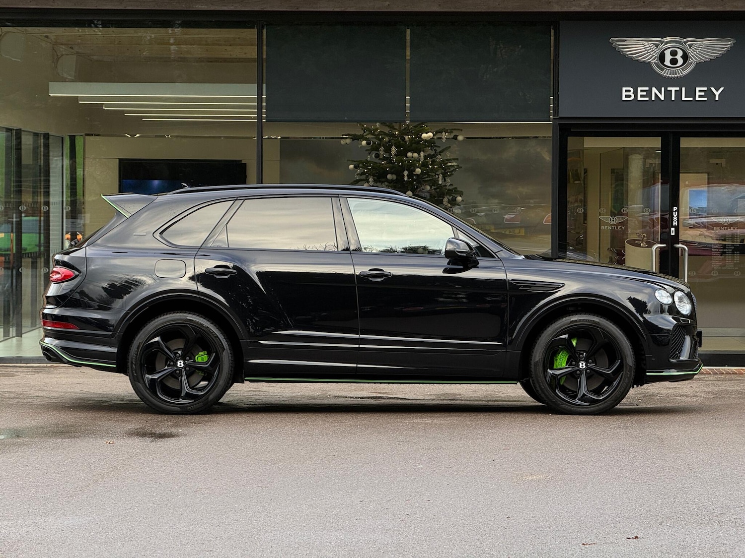 Used Bentley Bentayga 2024 for sale - 76936102: Photo 4