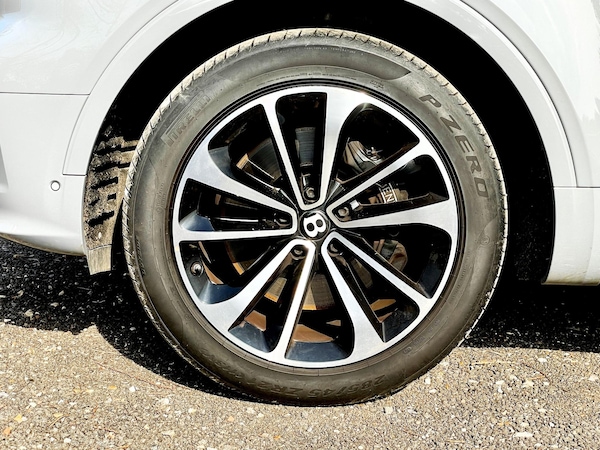 Used Bentley Bentayga 2022 for sale - 75225971: Photo 13