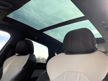 Used Bentley Bentayga 2022 for sale - 75225971: Photo