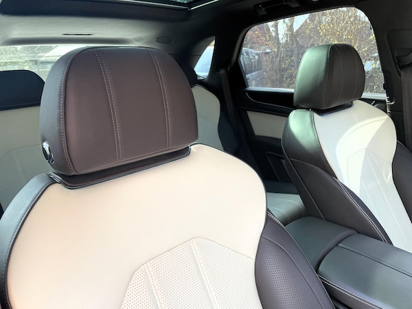 Used Bentley Bentayga 2022 for sale - 75225971: Photo 53