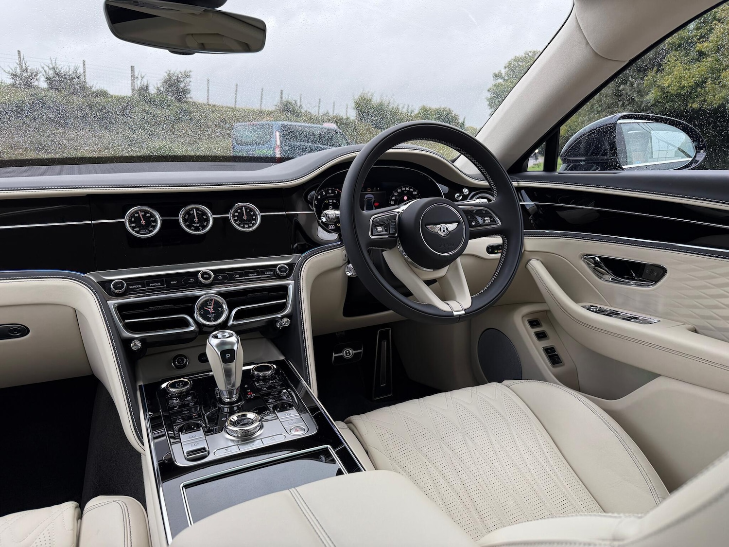 Used Bentley Flying Spur 2025 for sale - 76572011: Photo 20