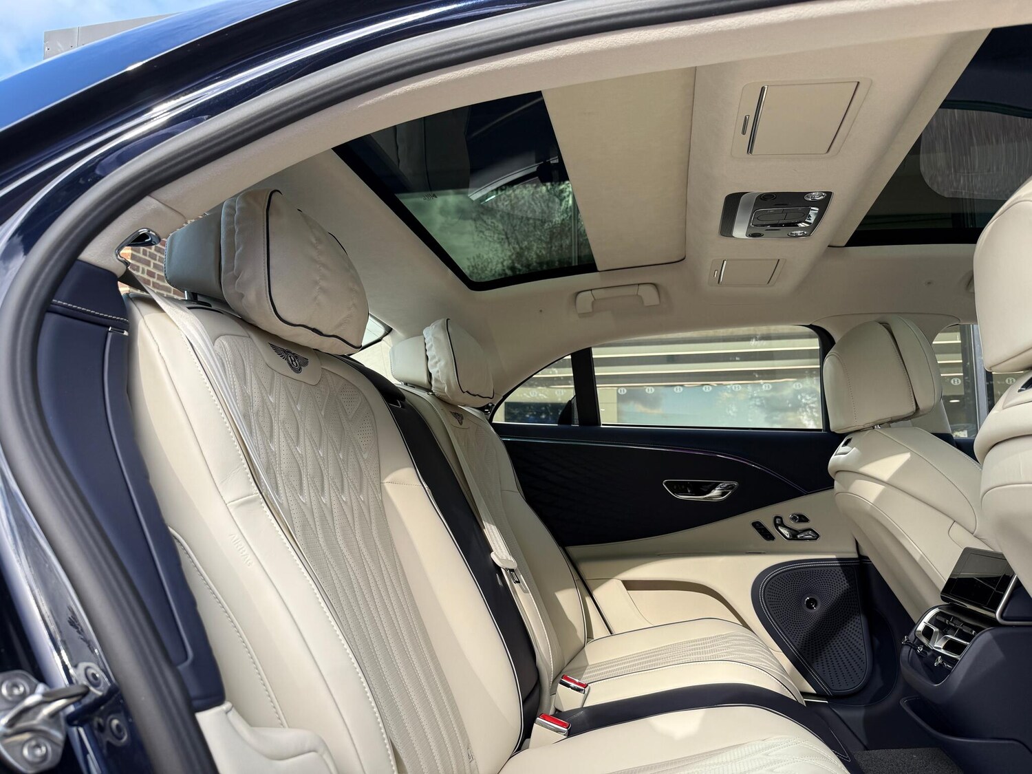 Used Bentley Flying Spur 2025 for sale - 77523890: Photo 18