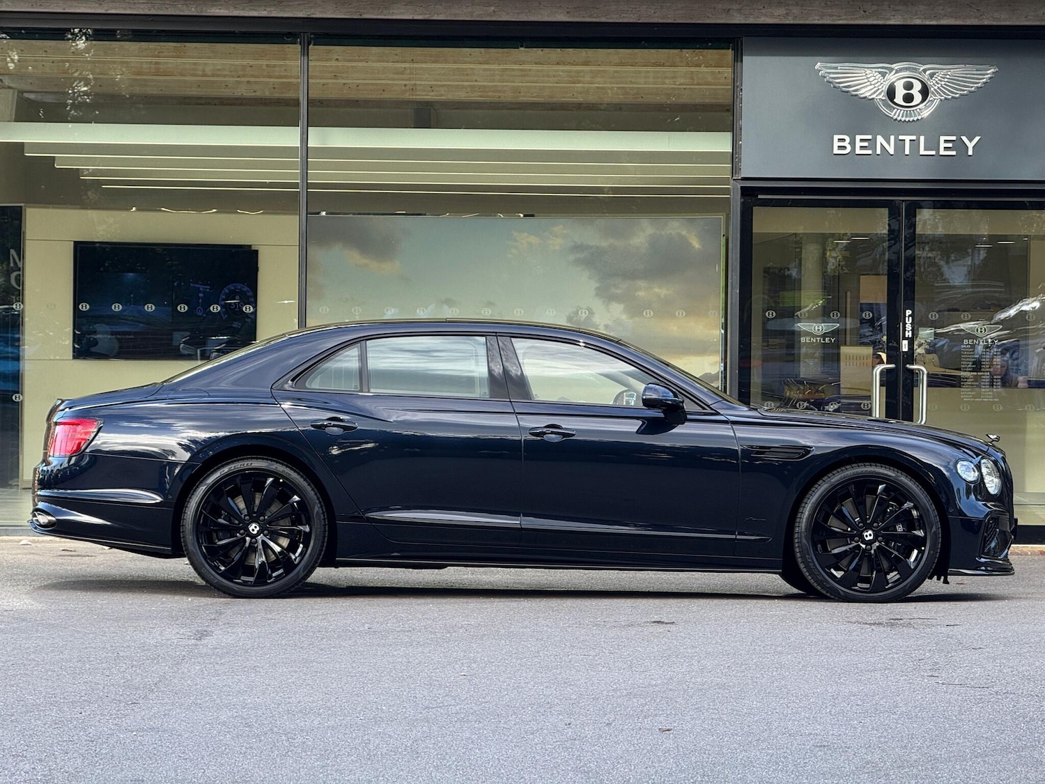 Used Bentley Flying Spur 2025 for sale - 77523890: Photo 4