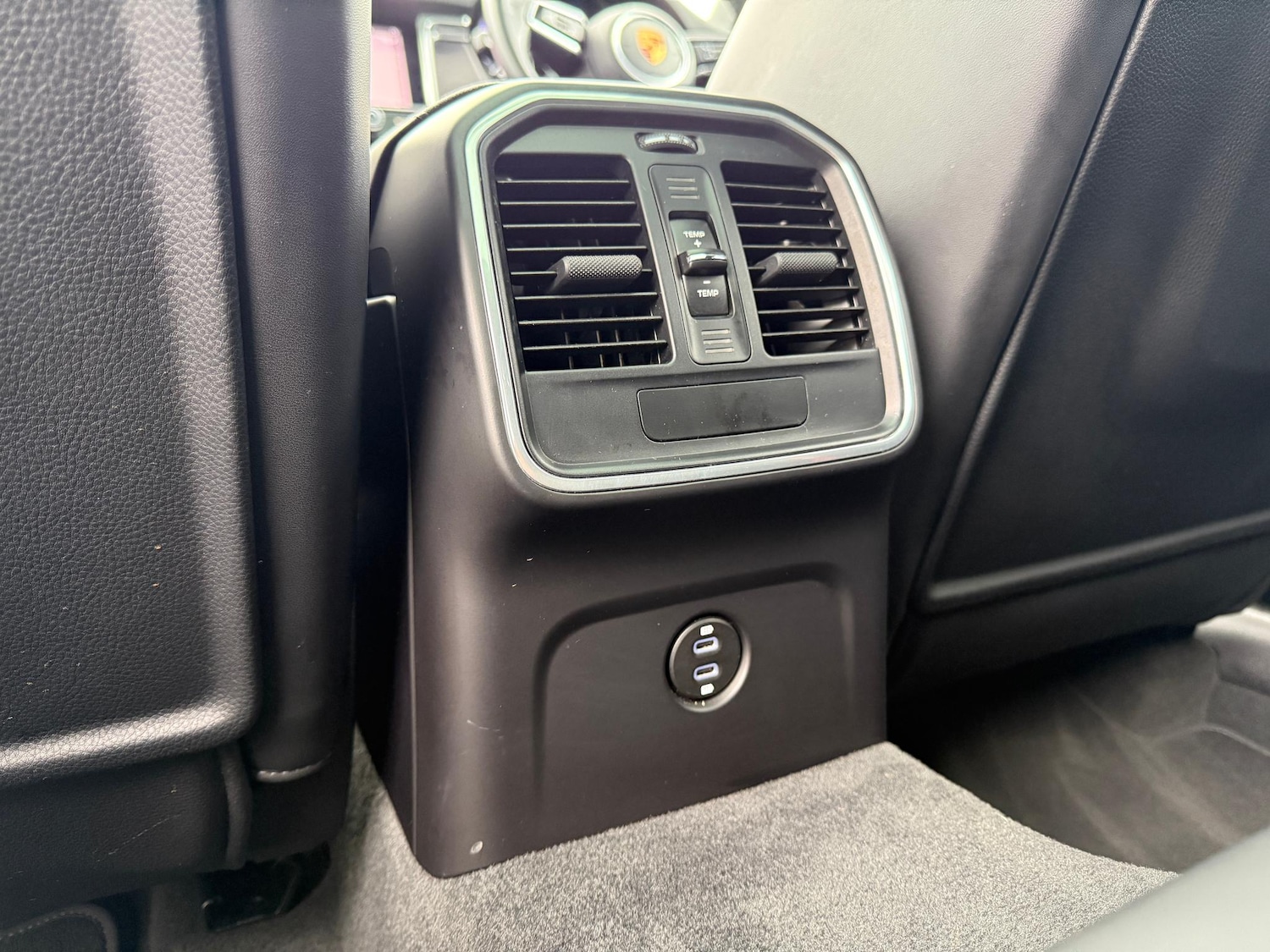 Vehicle 33