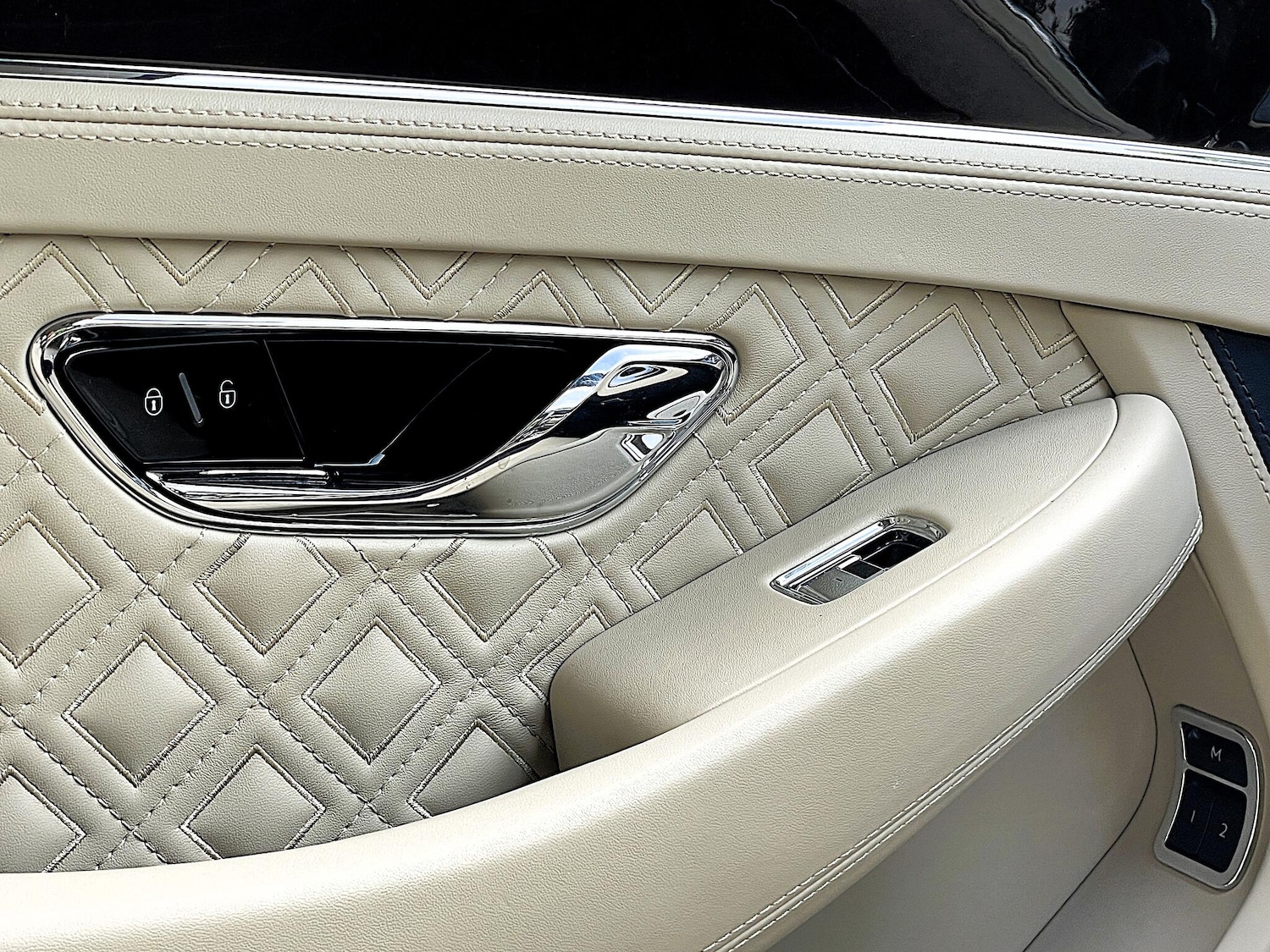 Used Bentley Continental 2020 for sale - 76388135: Photo 27