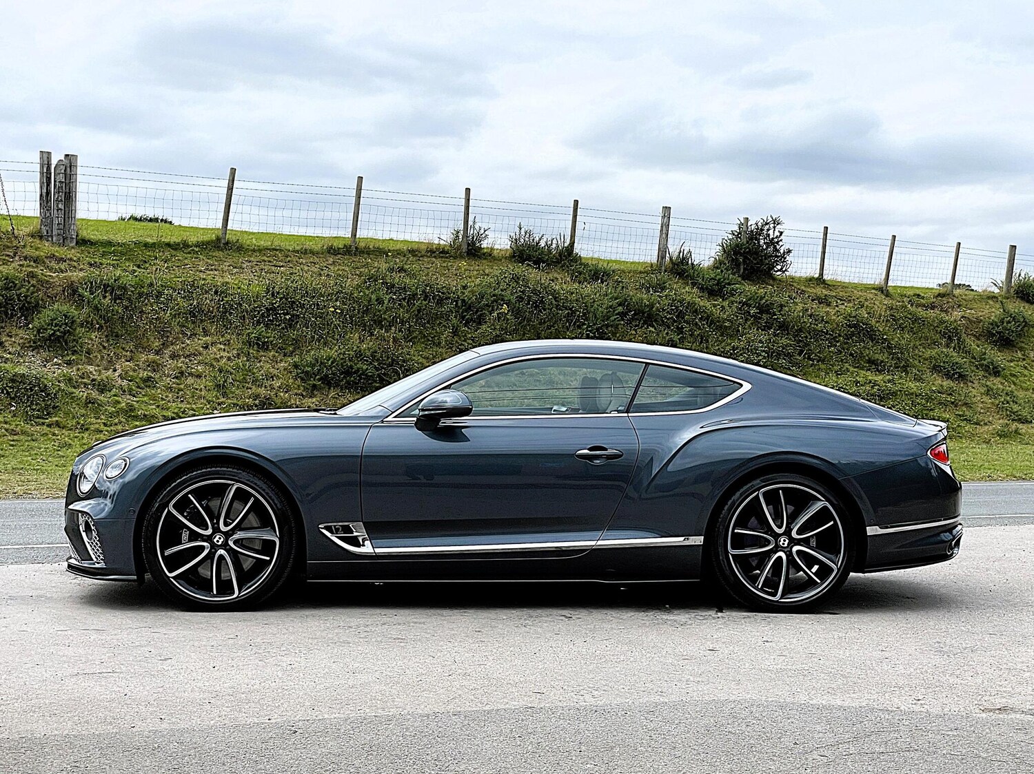 Used Bentley Continental 2020 for sale - 76388135: Photo 47