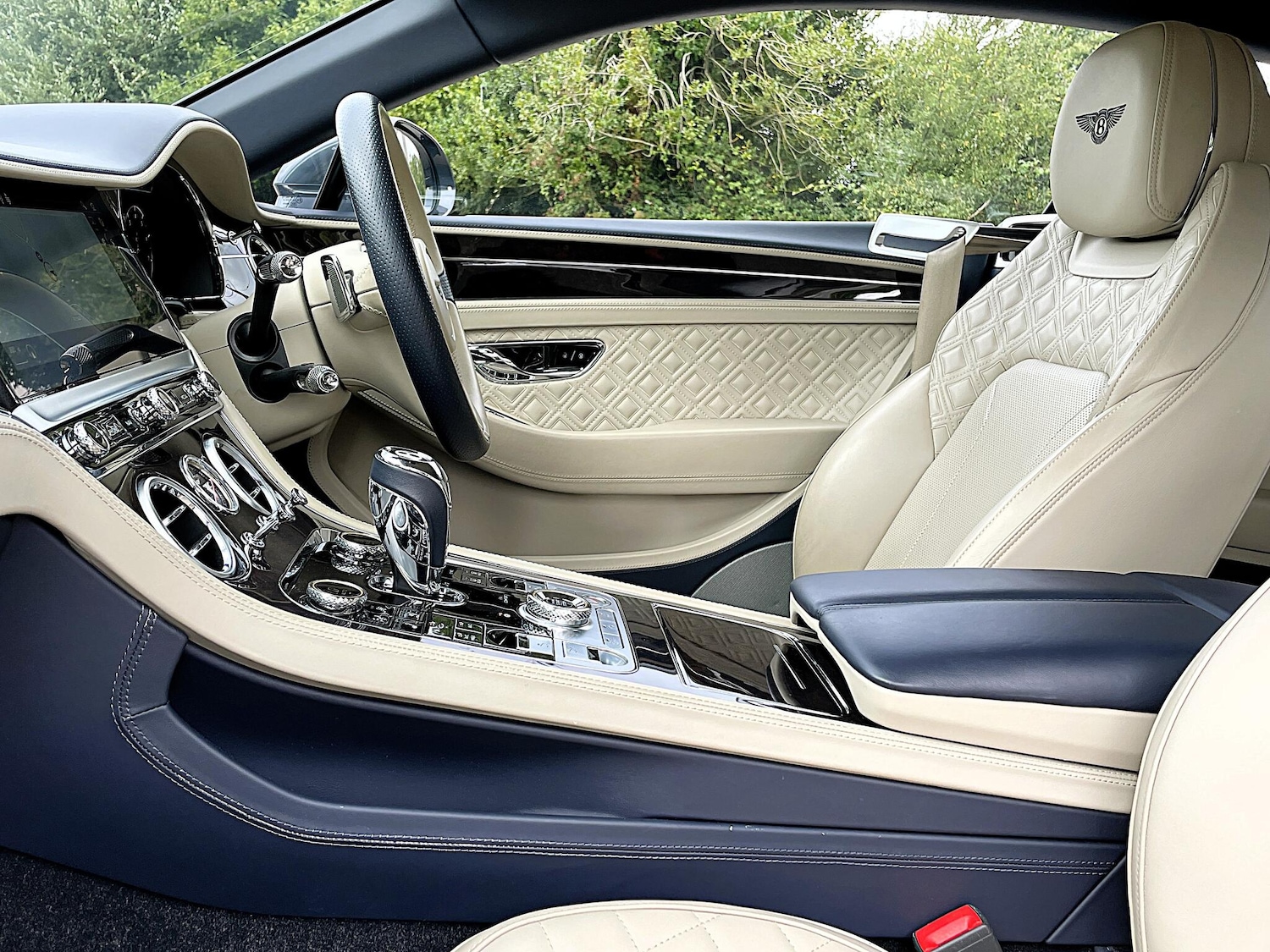 Used Bentley Continental 2020 for sale - 76388135: Photo 48