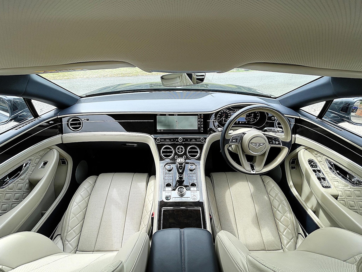 Used Bentley Continental 2020 for sale - 76388135: Photo 50