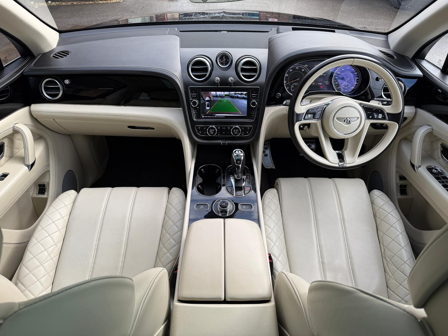 Used Bentley Bentayga for sale - 77478566: Photo 15