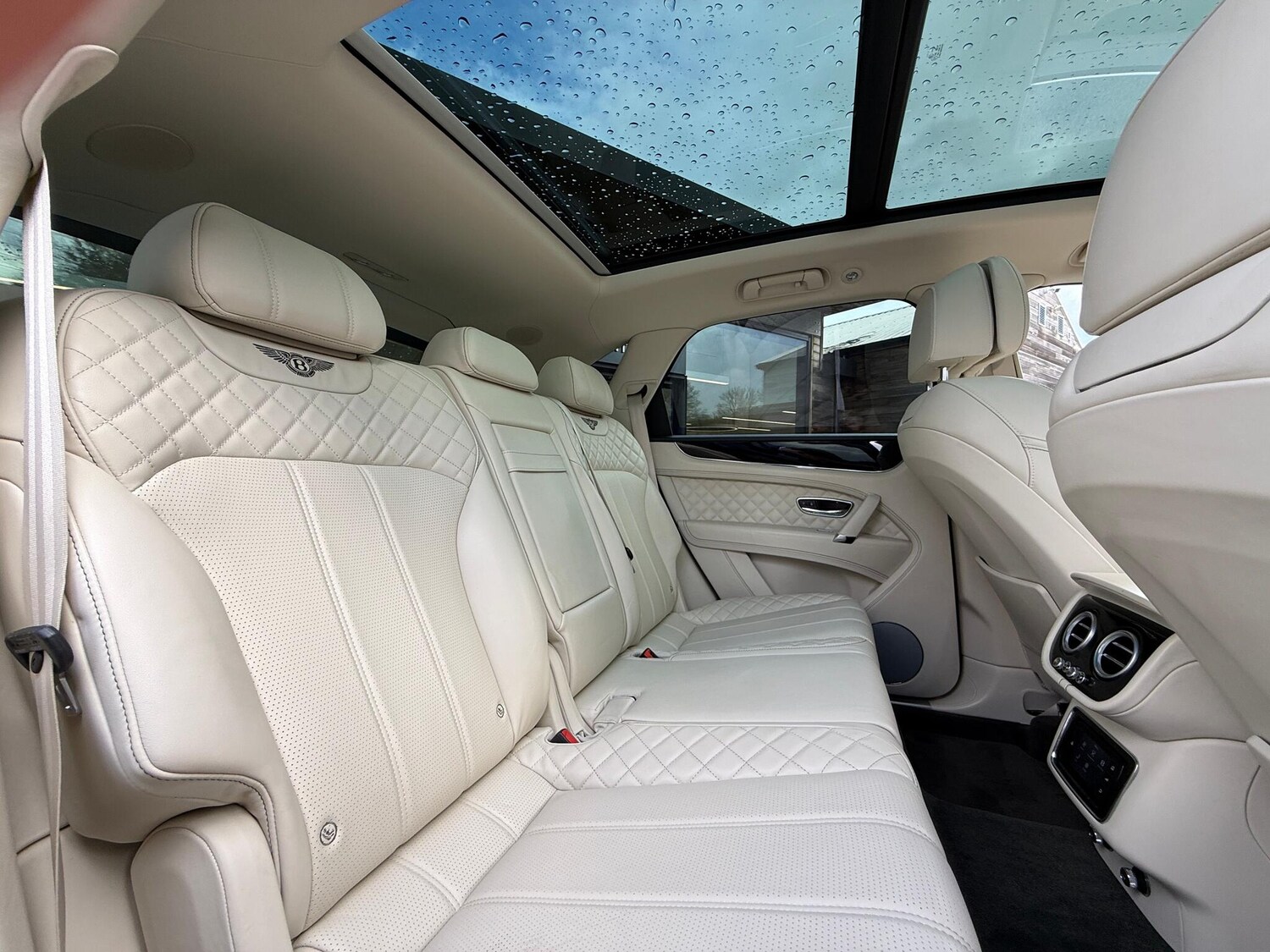 Used Bentley Bentayga for sale - 77478566: Photo 38