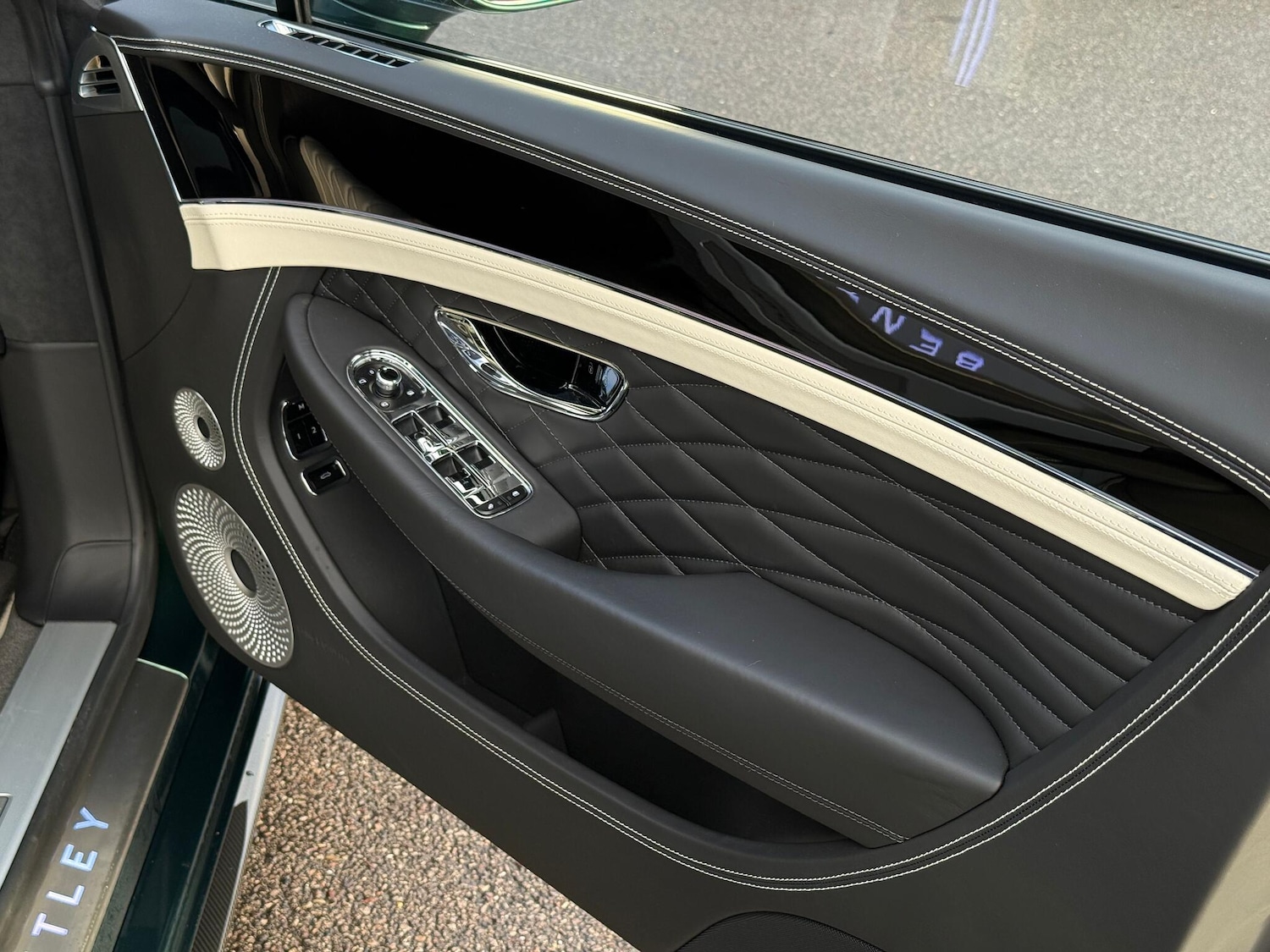 Used Bentley Continental 2024 for sale - 77238644: Photo 21