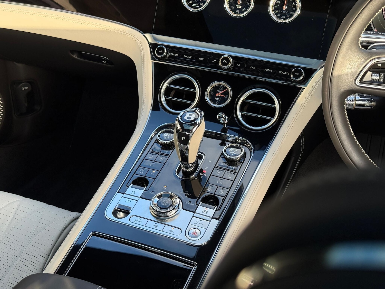 Used Bentley Continental 2024 for sale - 77238644: Photo 36