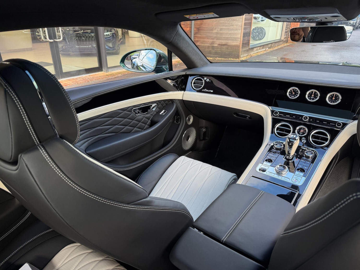 Used Bentley Continental 2024 for sale - 77238644: Photo 40