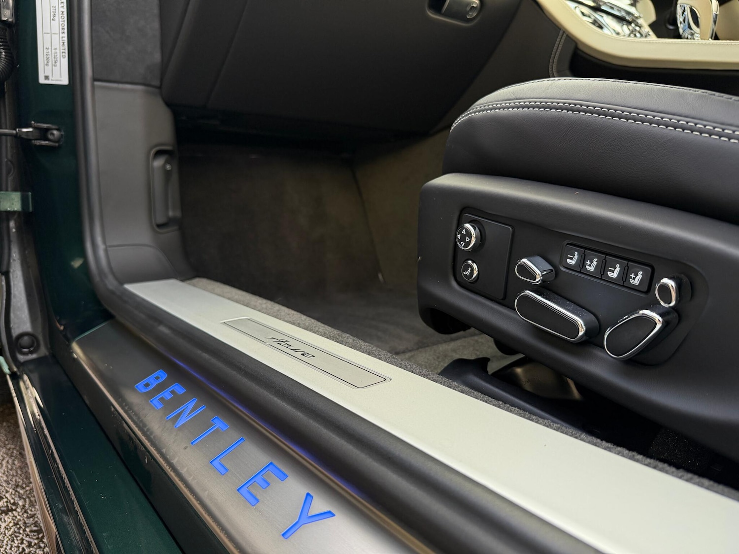 Used Bentley Continental 2024 for sale - 77238644: Photo 44