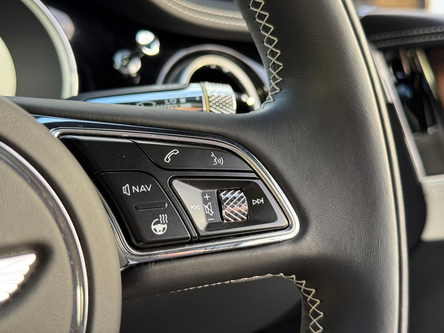 Used Bentley Continental 2024 for sale - 77238644: Photo 49