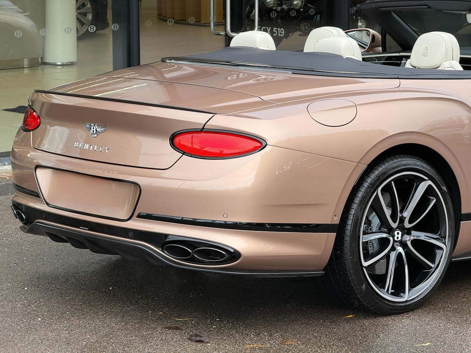 Used Bentley Continental 2022 for sale - 76936488: Photo 13