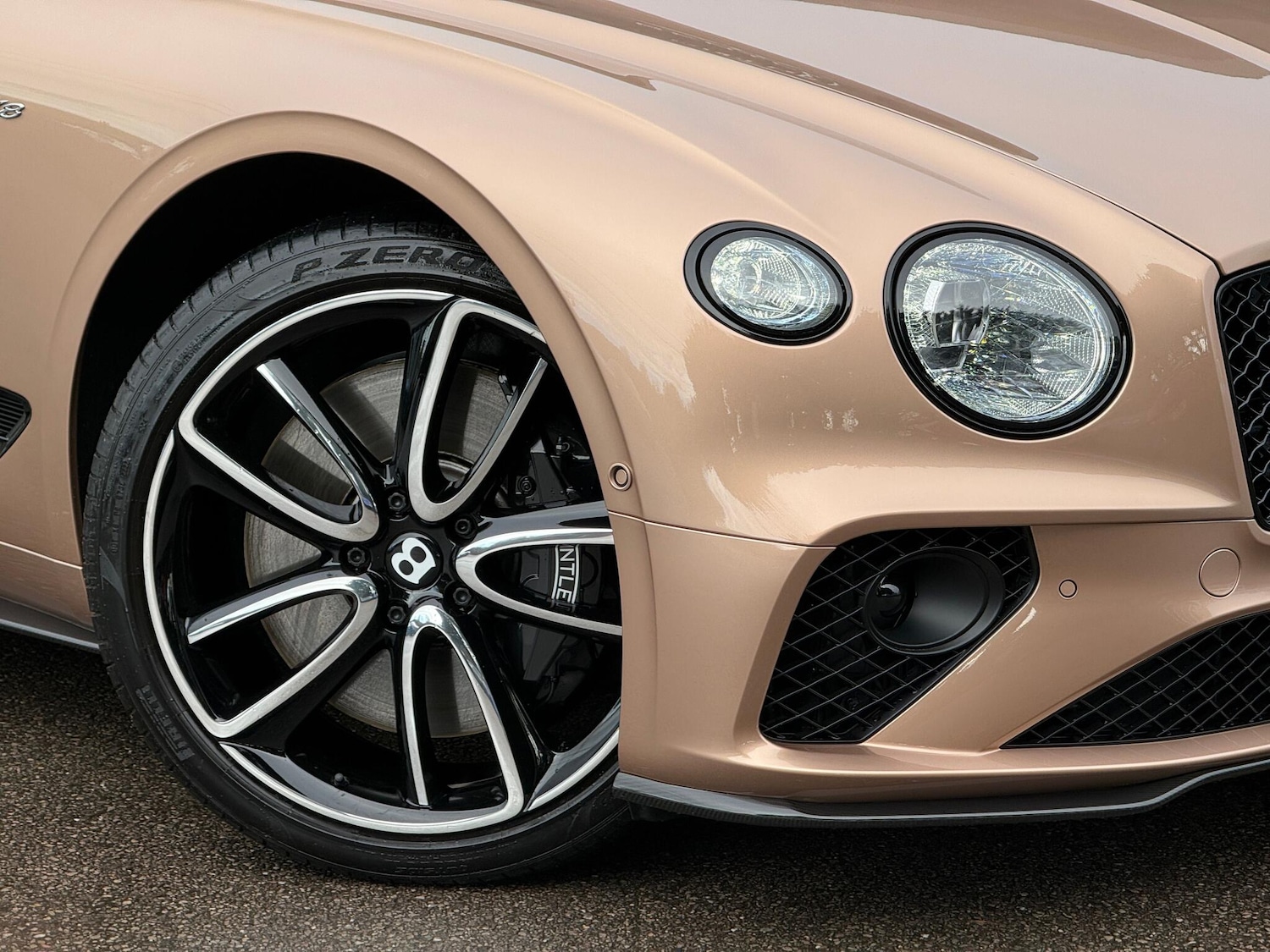 Used Bentley Continental 2022 for sale - 76936488: Photo 2