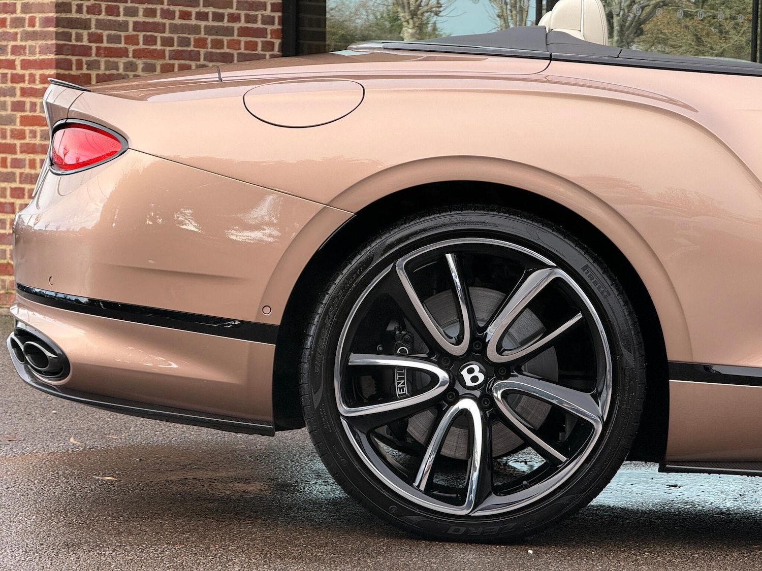 Used Bentley Continental 2022 for sale - 76936488: Photo 42