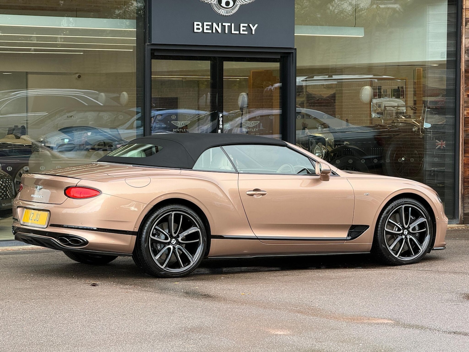 Used Bentley Continental 2022 for sale - 76936488: Photo 44