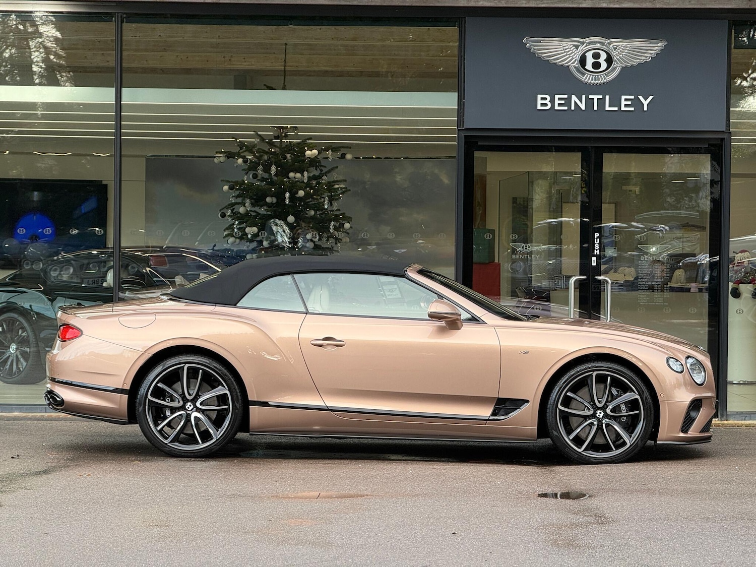 Used Bentley Continental 2022 for sale - 76936488: Photo 45