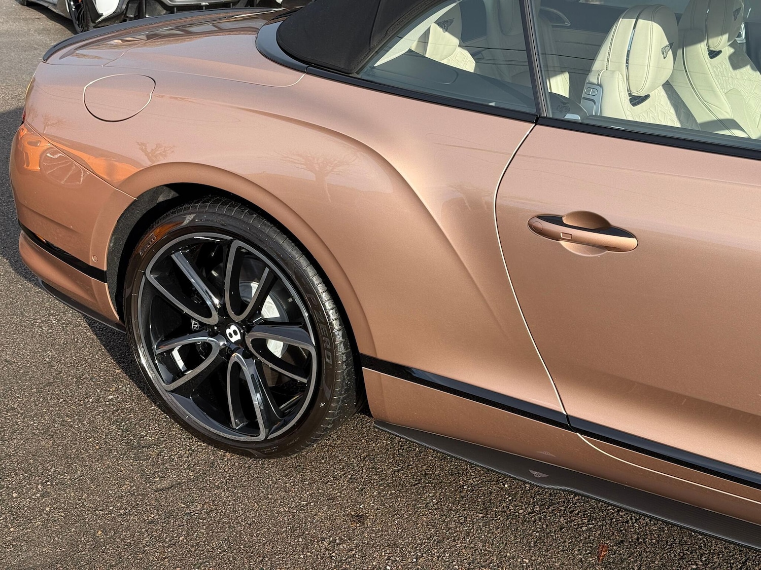 Used Bentley Continental 2022 for sale - 76936488: Photo 51