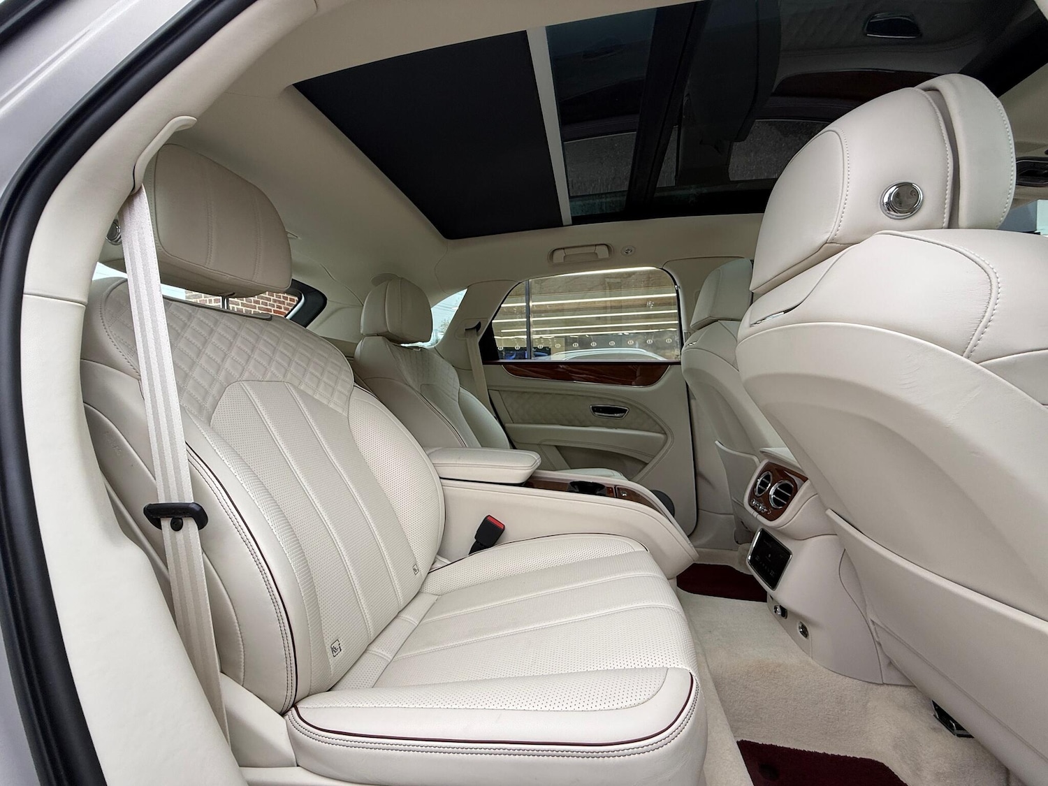 Used Bentley Bentayga 2021 for sale - 76499977: Photo 14