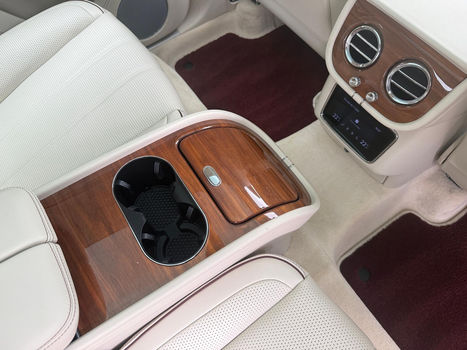 Used Bentley Bentayga 2021 for sale - 76499977: Photo 19