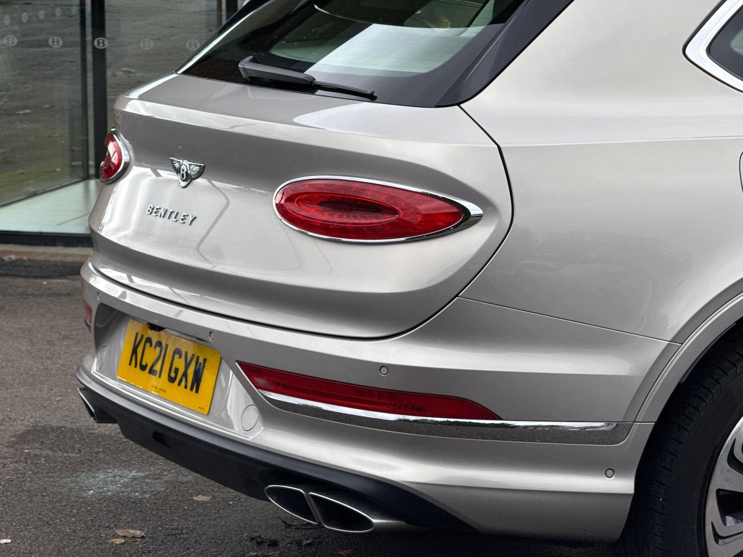 Used Bentley Bentayga 2021 for sale - 76499977: Photo 44