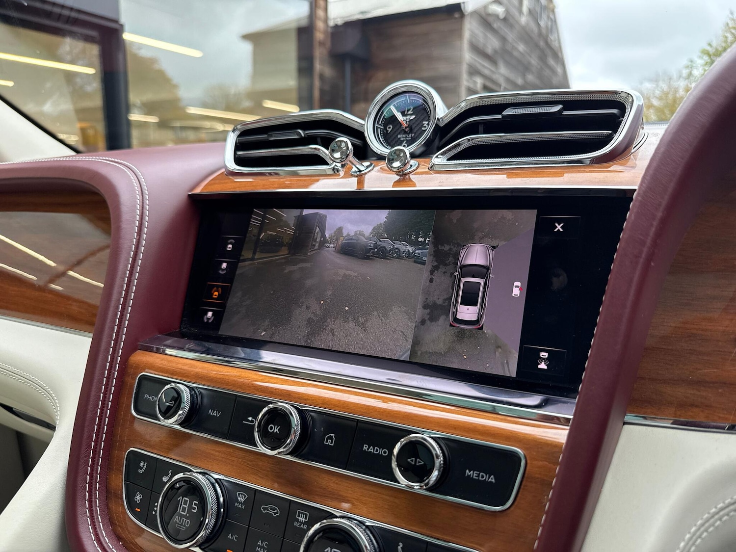 Used Bentley Bentayga 2021 for sale - 76499977: Photo 5