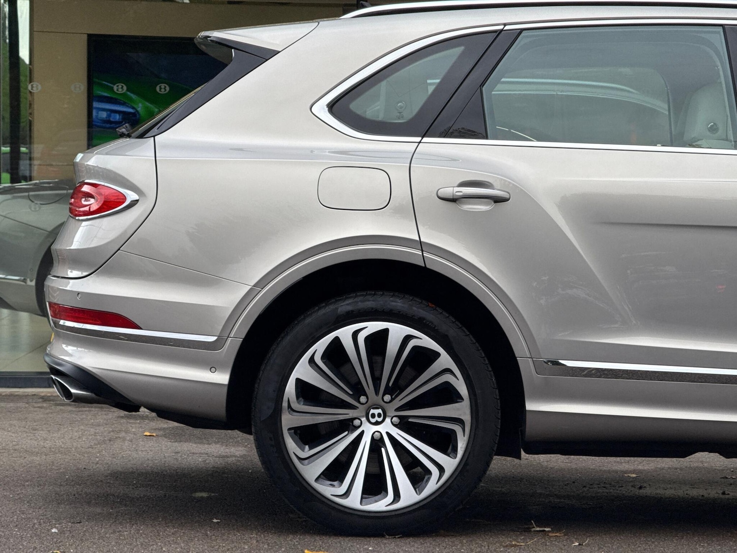 Used Bentley Bentayga 2021 for sale - 76499977: Photo 9