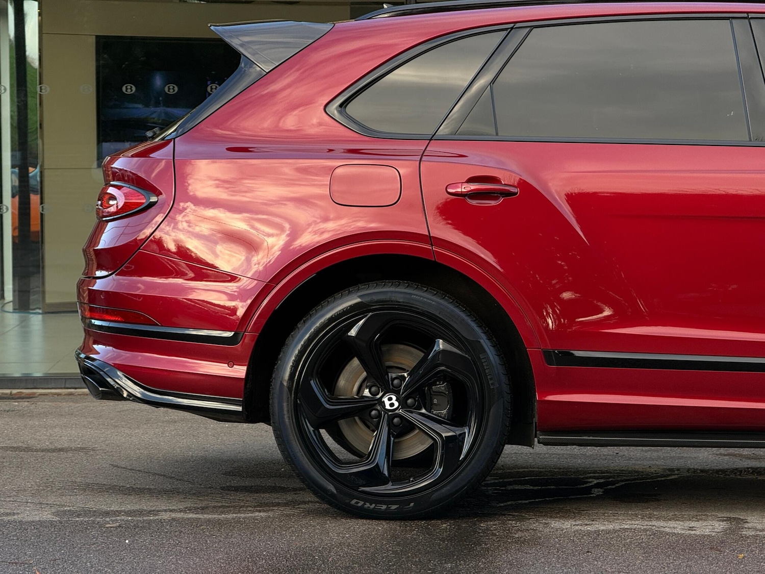 Used Bentley Bentayga 2021 for sale - 76936498: Photo 10