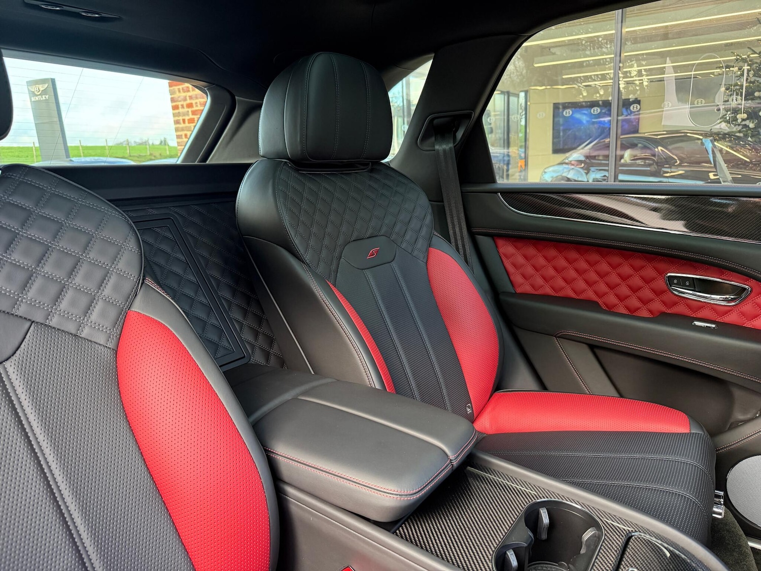 Used Bentley Bentayga 2021 for sale - 76936498: Photo 22